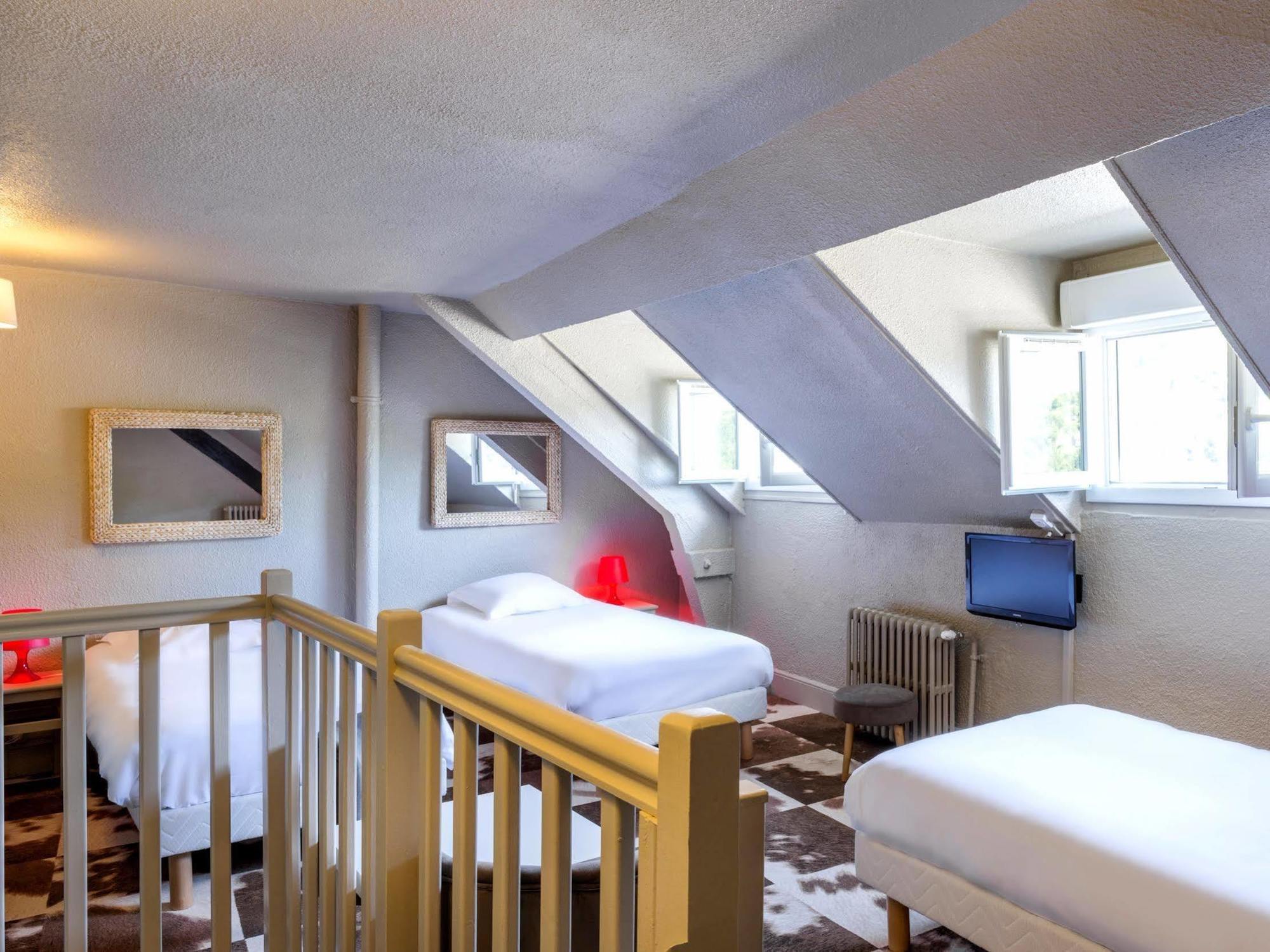 Hotel De Russie Le Mont-Dore Esterno foto